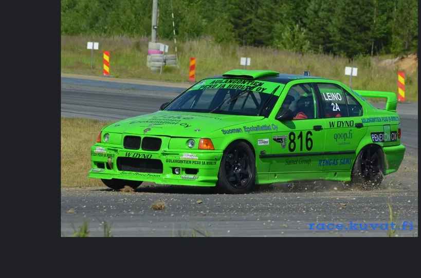 Tommi Leino circuit racing car